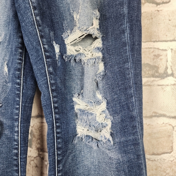 Judy Blue Jeans Boyfriend Fit Distressed Factory Fade Medium Blue Size 5/27 - Picture 10 of 15